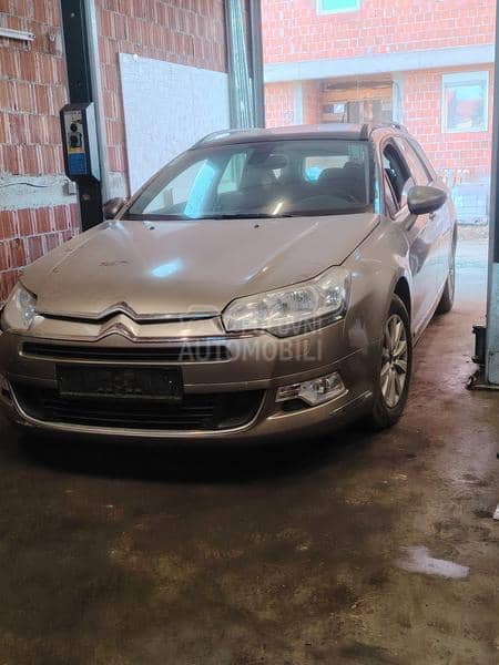 Citroen C5 2014. god. -  kompletan auto u delovima