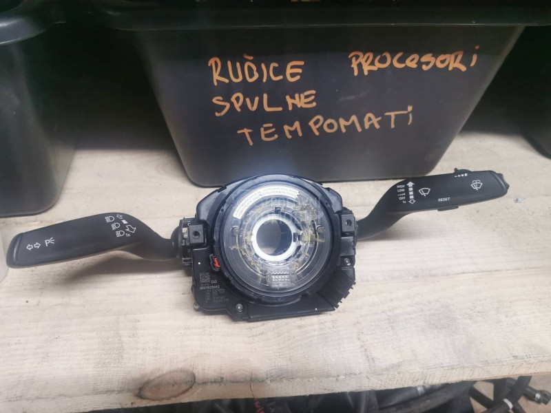 spulna volana sa rucicama