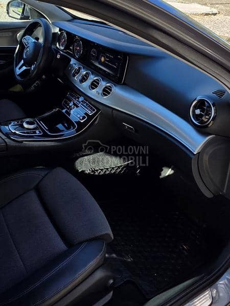 Mercedes Benz E 220 prava kilometraza