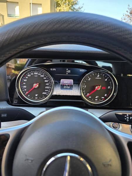 Mercedes Benz E 220 prava kilometraza