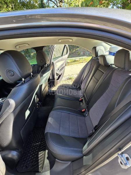 Mercedes Benz E 220 prava kilometraza