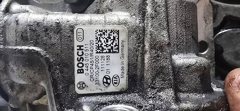 bosch pumpa 33100-2F000