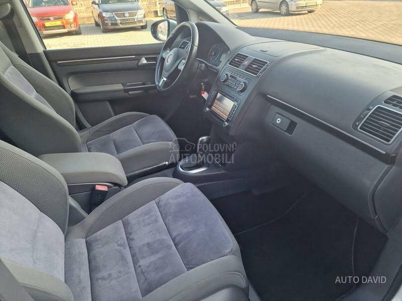 Volkswagen Touran 1.4B SVAJCARSKA