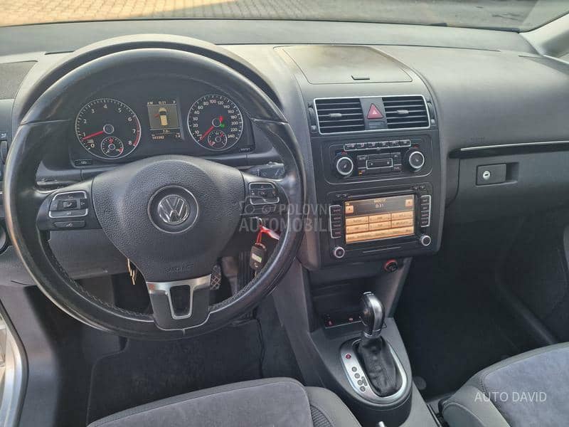 Volkswagen Touran 1.4B SVAJCARSKA