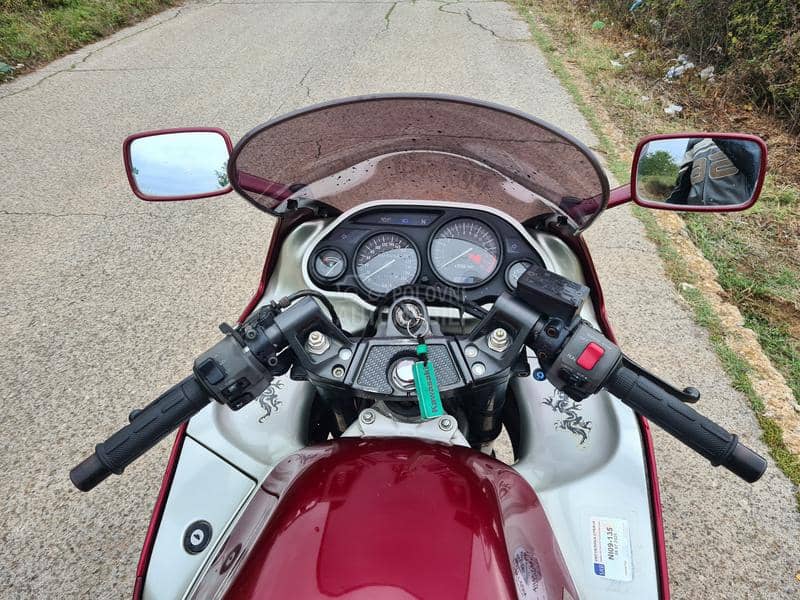 Kawasaki zzr 600 ZZR600