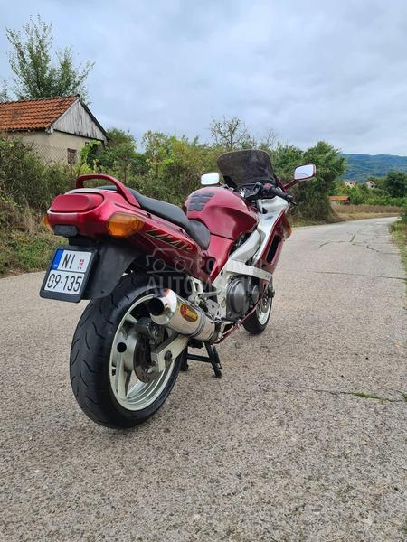 Kawasaki zzr 600 ZZR600