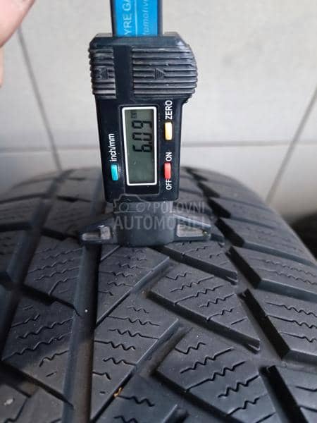 Continental 235/65 R17 Zimska