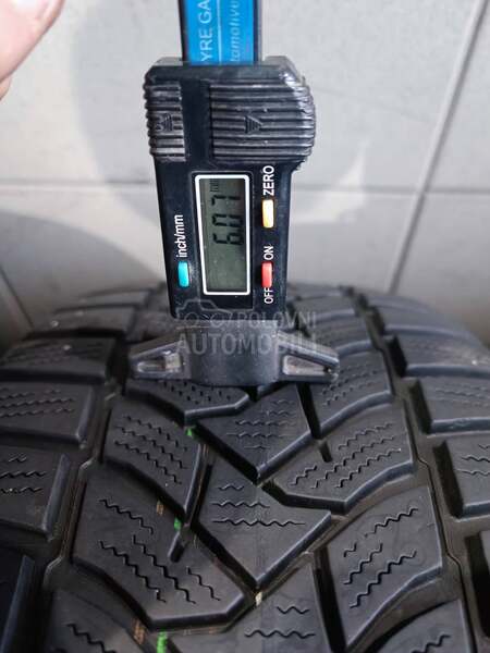 Dunlop 205/55 R17 Zimska
