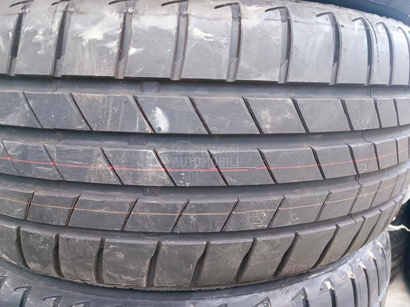 Bridgestone 215/50 R17 Letnja