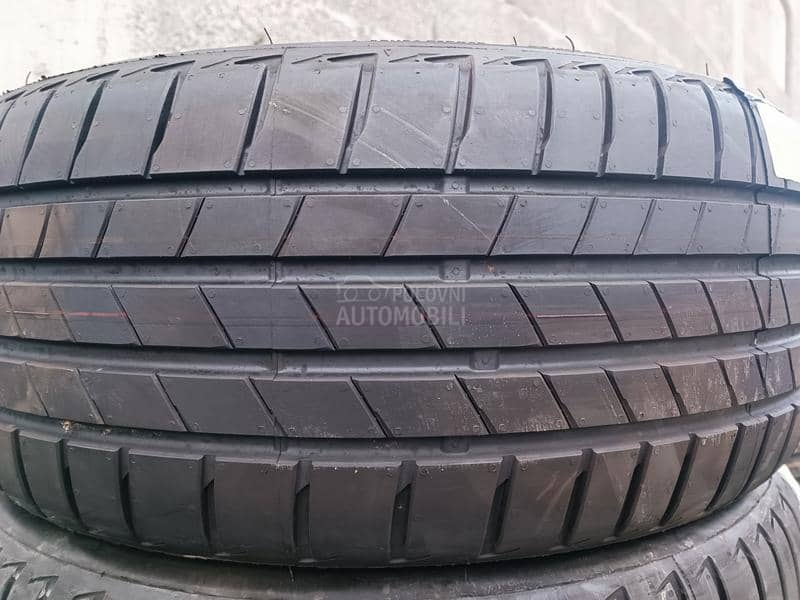 Bridgestone 215/50 R17 Letnja