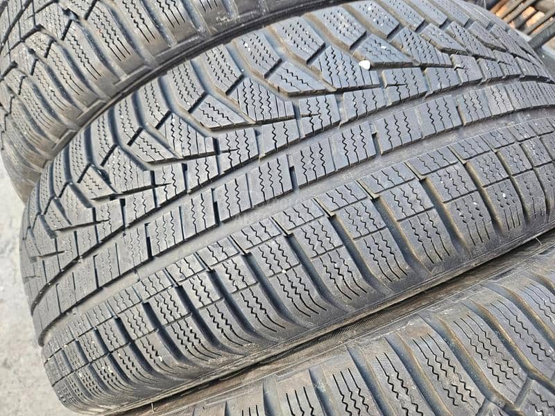 Hankook 215/60 R16 Sve sezone