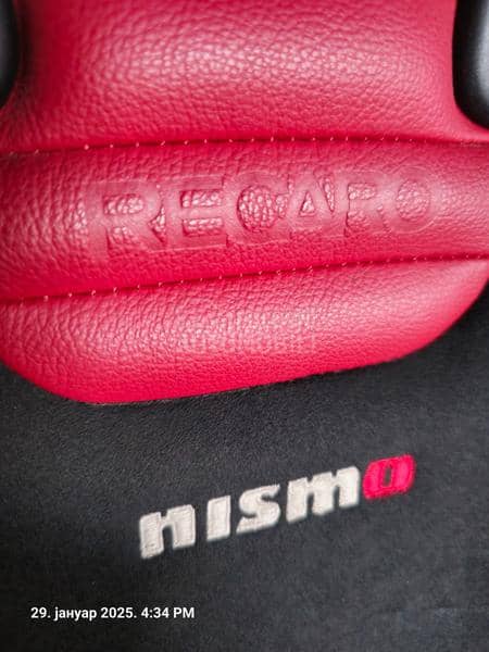 Recaro Nismo sedista