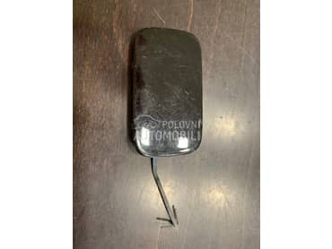 Poklopac kuke za vucu za Audi A8