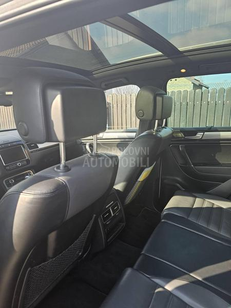 Volkswagen Touareg R LINE