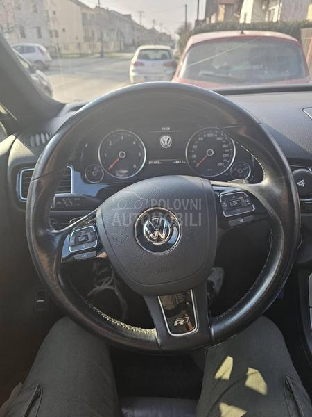 Volkswagen Touareg R LINE