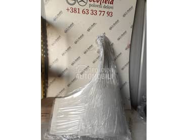 levo krilo w 204 za Mercedes Benz C Klasa od 2007. do 2013. god.