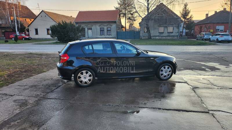 BMW 118 