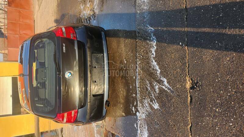 BMW 118 
