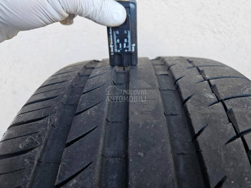 Michelin 235/35 R19 Letnja