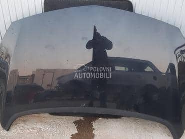 Hauba crna za Opel Astra J od 2009. do 2018. god.