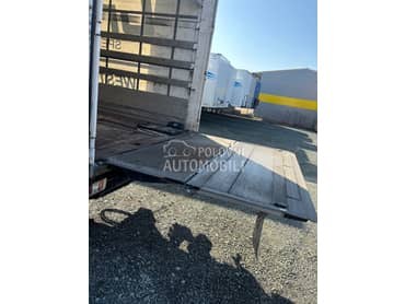 Utovarna rampa za kamione