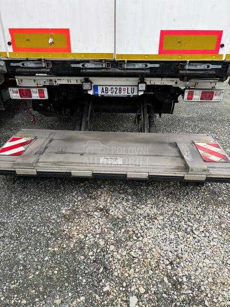 Utovarna rampa za kamione