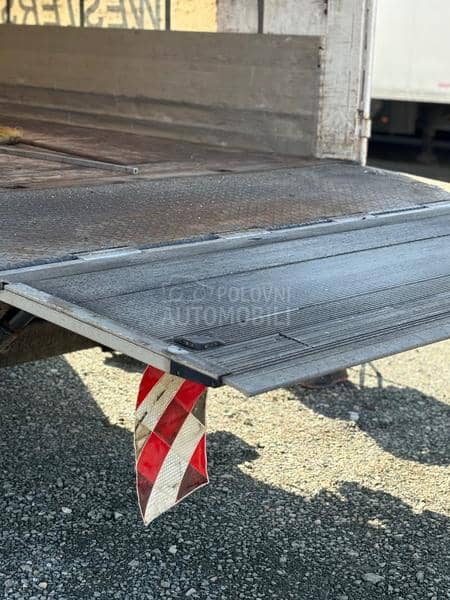 Utovarna rampa za kamione