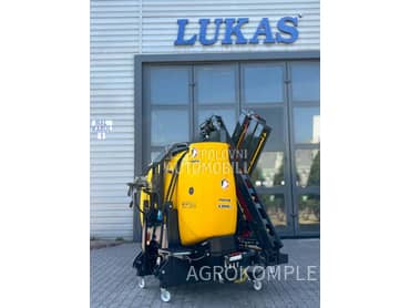 Lukas Holland nošene ,vučene