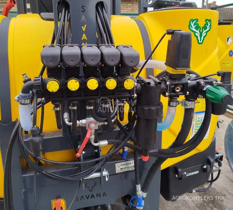 Lukas Holland nošene ,vučene