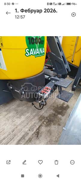 Lukas Holland nošene ,vučene