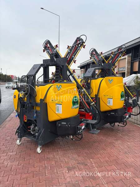 Lukas Holland nošene ,vučene