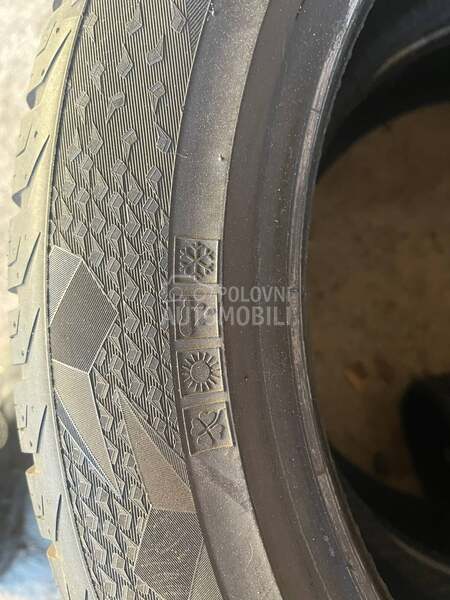 Vredestein 205/55 R17 Sve sezone