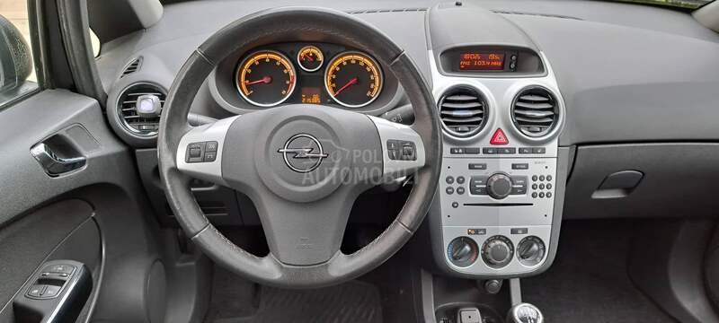 Opel Corsa D 1.4 16V