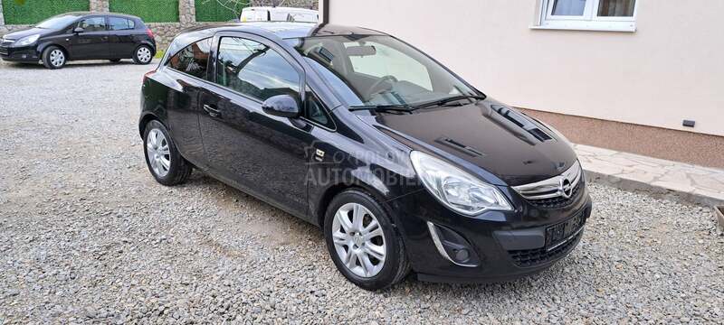 Opel Corsa D 1.4 16V