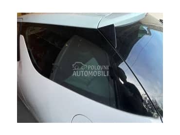 bočno staklo levo za Citroen DS3