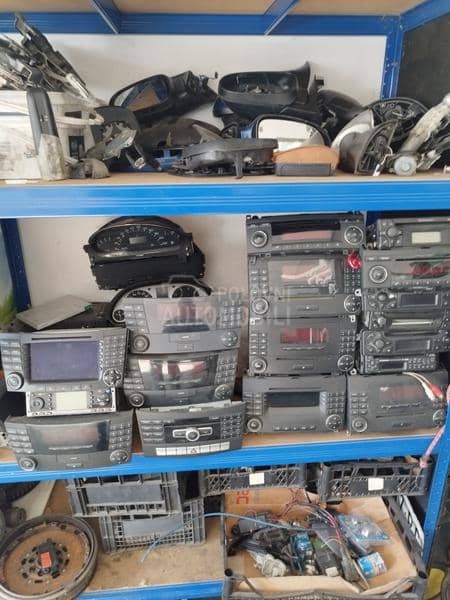 Mercedes Multimedija Cd Radio