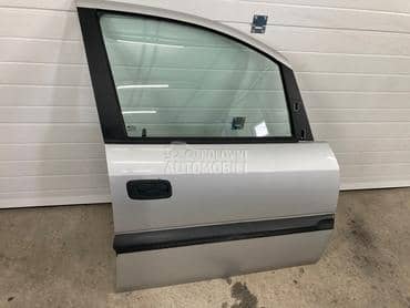 vrata prednja desna za Opel Zafira