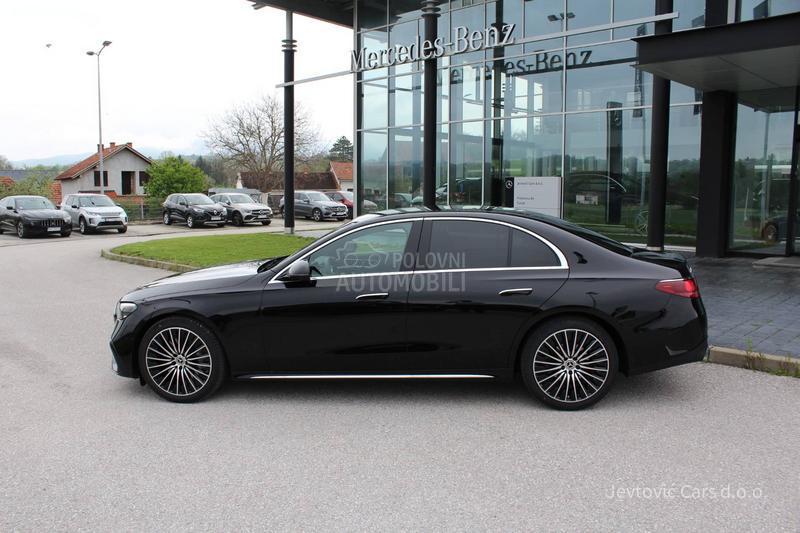 Mercedes Benz E 220 AMG