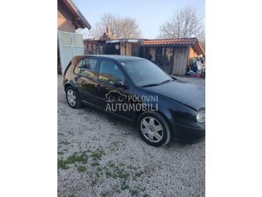 delovi za Volkswagen Golf 4, Golf 5, Passat B5 ... od 2000. do 2009. god.