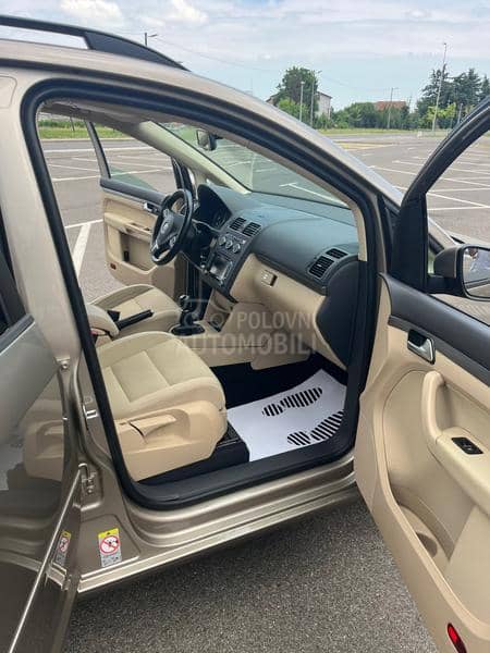 Volkswagen Touran 1.6 TDI