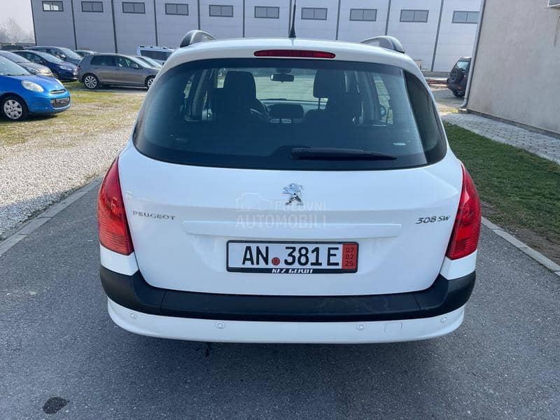 Peugeot 308 N e m a c k a
