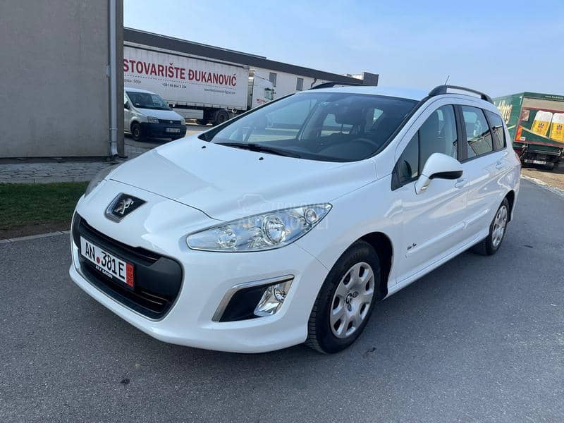 Peugeot 308 N e m a c k a