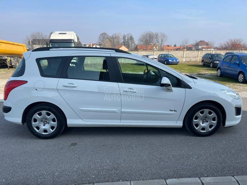 Peugeot 308 N e m a c k a