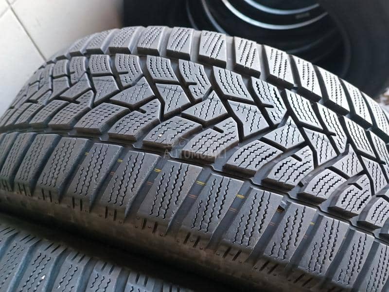 Dunlop 205/55 R16 Zimska