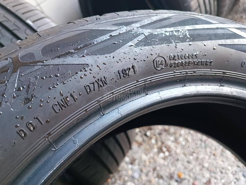 Continental 205/55 R17 Letnja
