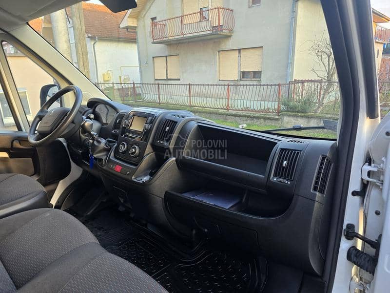 Peugeot Boxer 2.2hdi