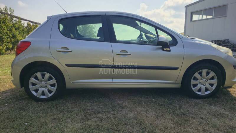 Peugeot 207 1.4,16v,Pezo motor
