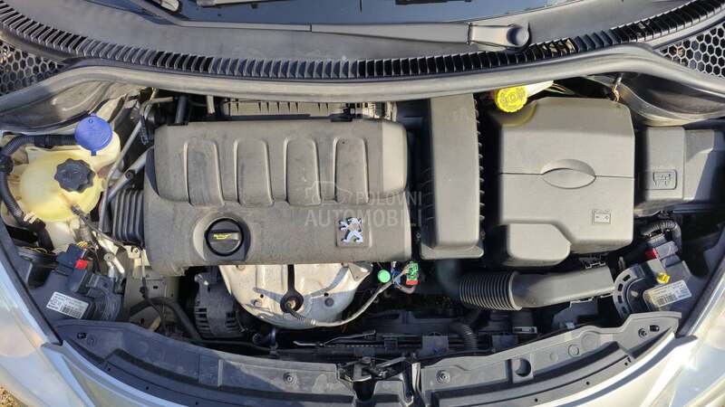 Peugeot 207 1.4,16v,Pezo motor