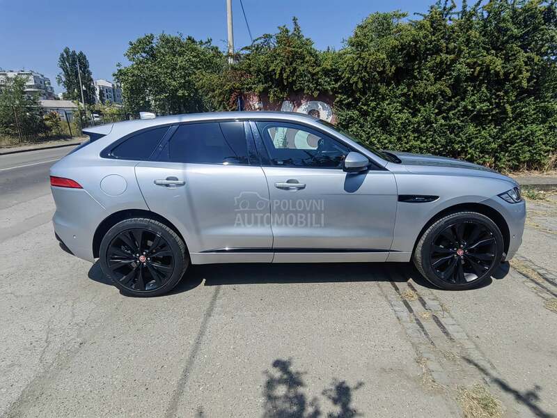 Jaguar F pace R Sport