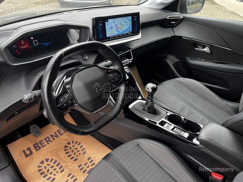 Peugeot 208 1.2 Allure/Virtual3D